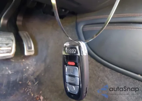 2015 Audi S8 4.0T from USA, damaged, VIN WAUK2AFD9FN008271